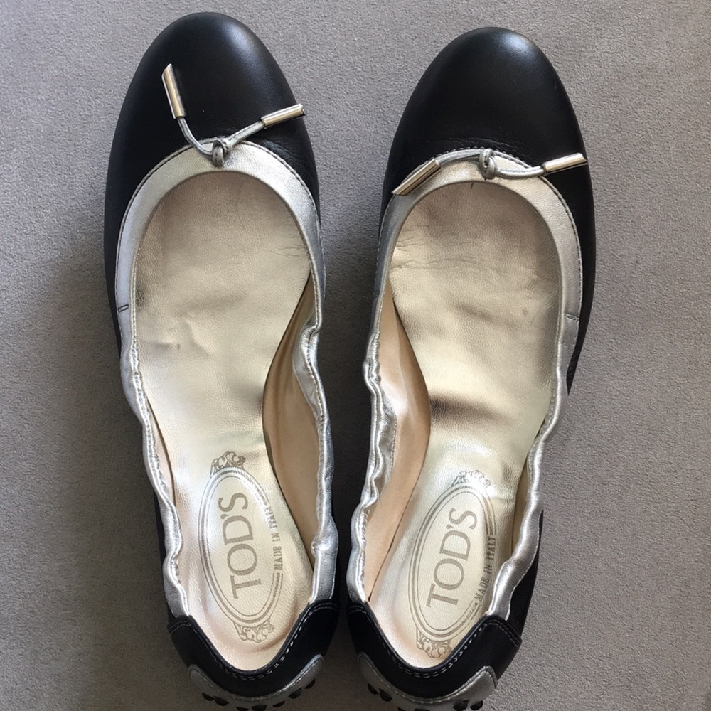 Tod's Women's Ballet Flats Size 8 Soft Leather - Picture 2 of 8